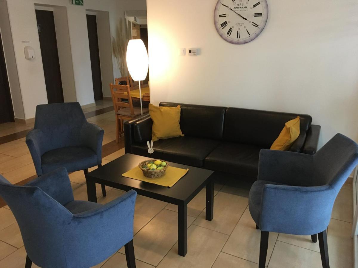 Hotel Pallone Balatonfured Ngoại thất bức ảnh
