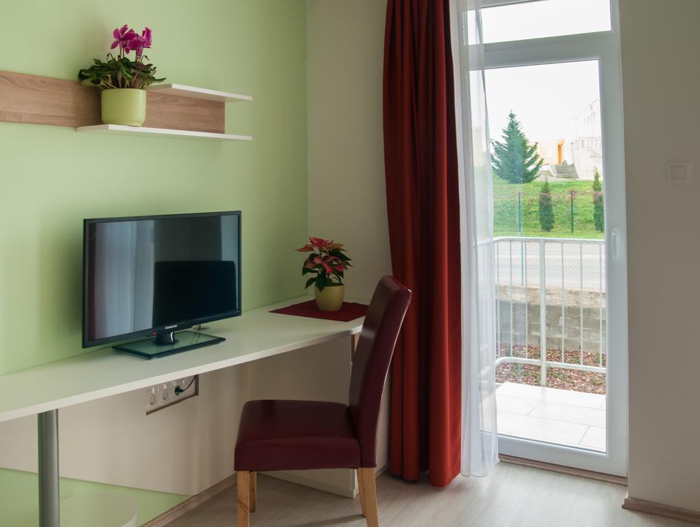Hotel Pallone Balatonfured Phòng bức ảnh